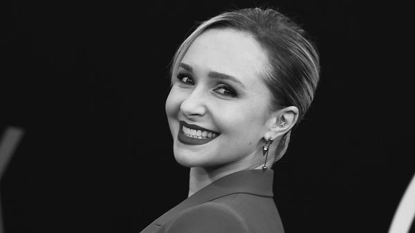 Am 16. August stirbt <b>Hayden Panettiere</b>überraschend im Alter von 36 Jahren. Die US-Schauspielerin war bereits in Kinderstar, später prägte sie Serien wie „Heroes“ und „Nashville“. Mit Ex-Boxweltmeister Wladimir Klitschko war sie verlobt, beide haben eine gemeinsame Tochter.