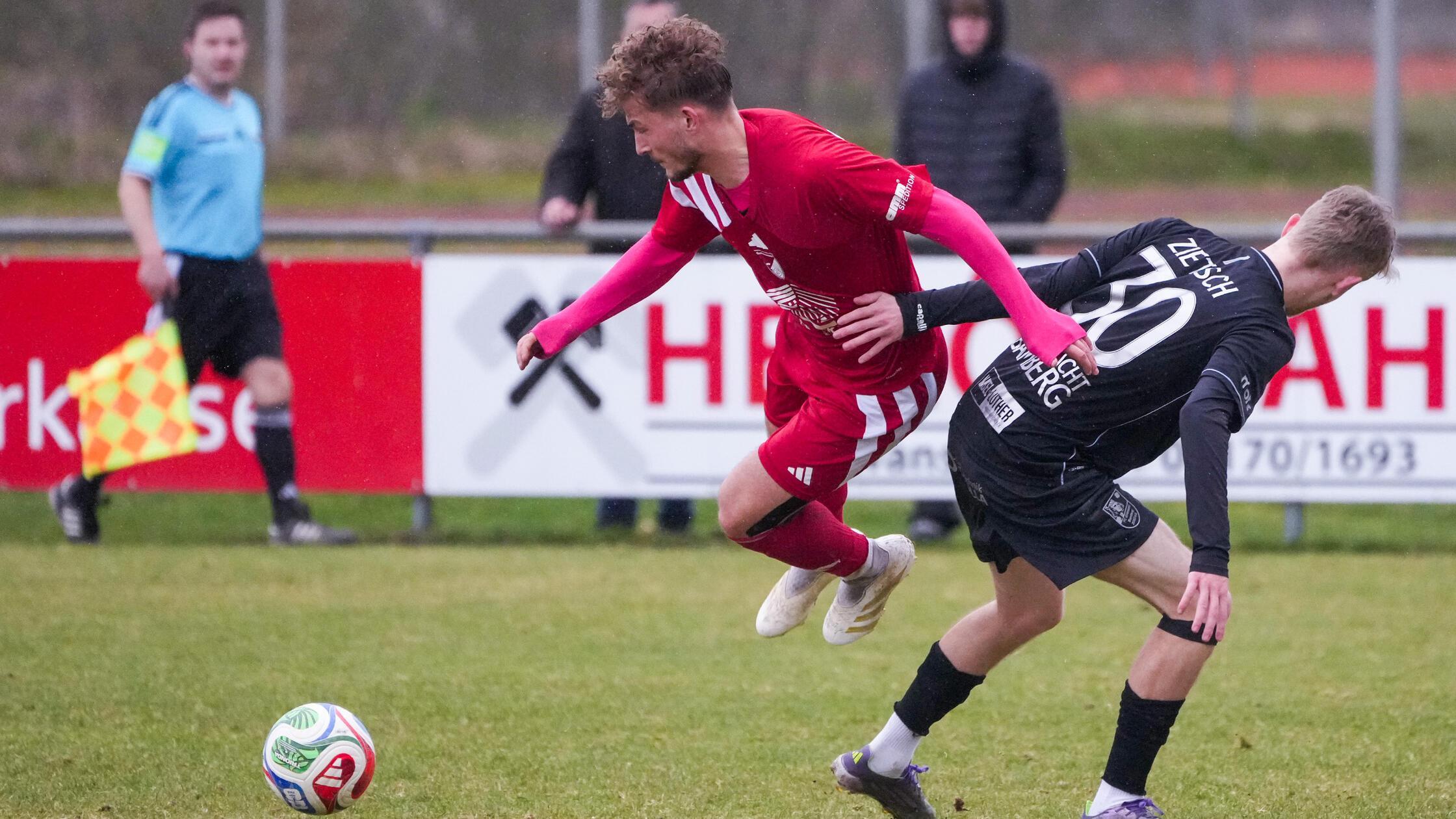 Bayernliga Nord, SC Großschwarzenlohe : FC Eintrac