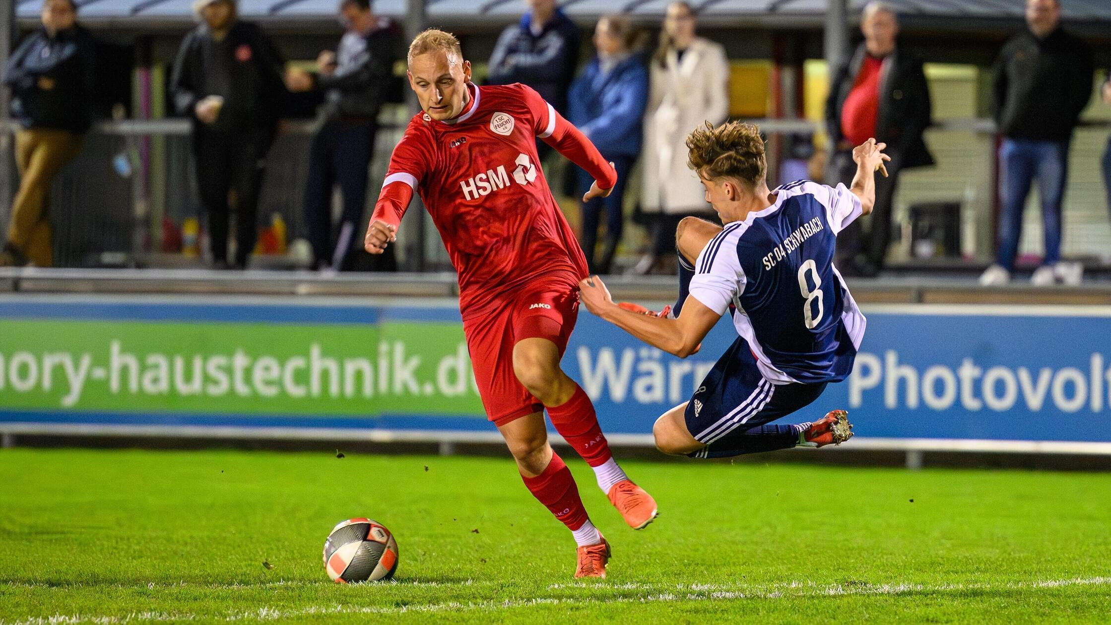 SC Feucht Leon Schoen Zweikampf - 1