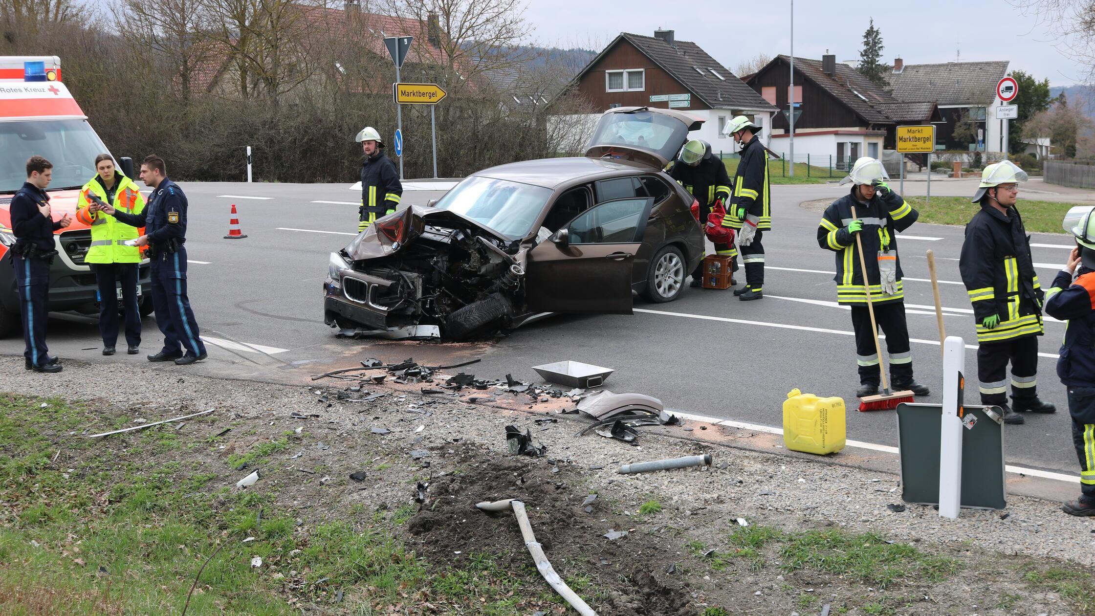 Auf der Bundesstraße 13 bei Marktbergel (Landkreis