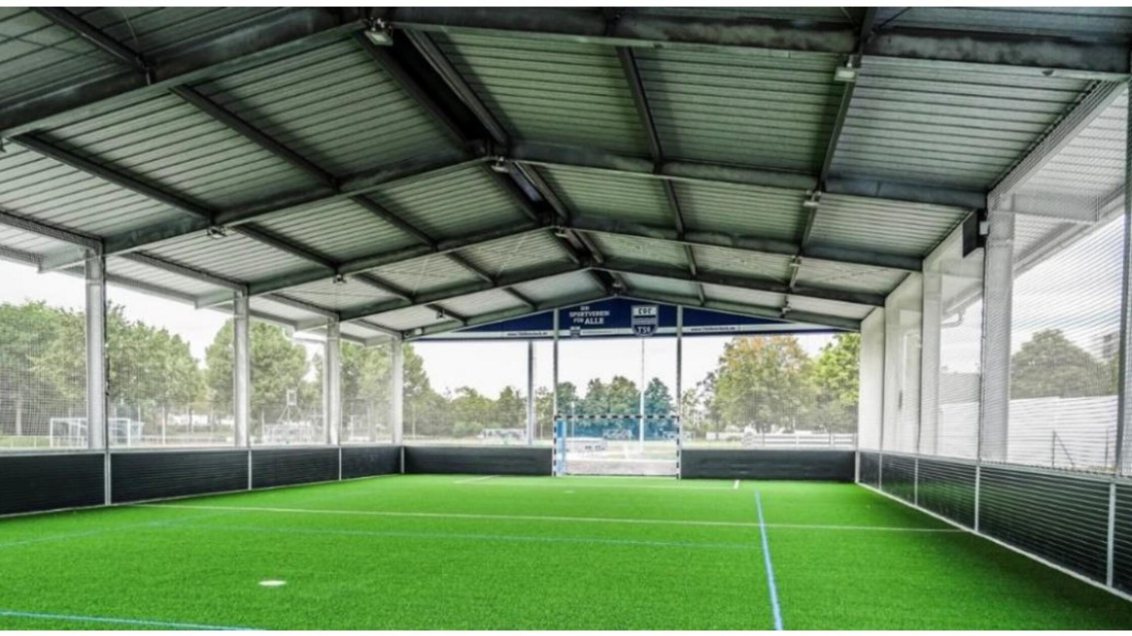 Freilufthalle Symbolbild