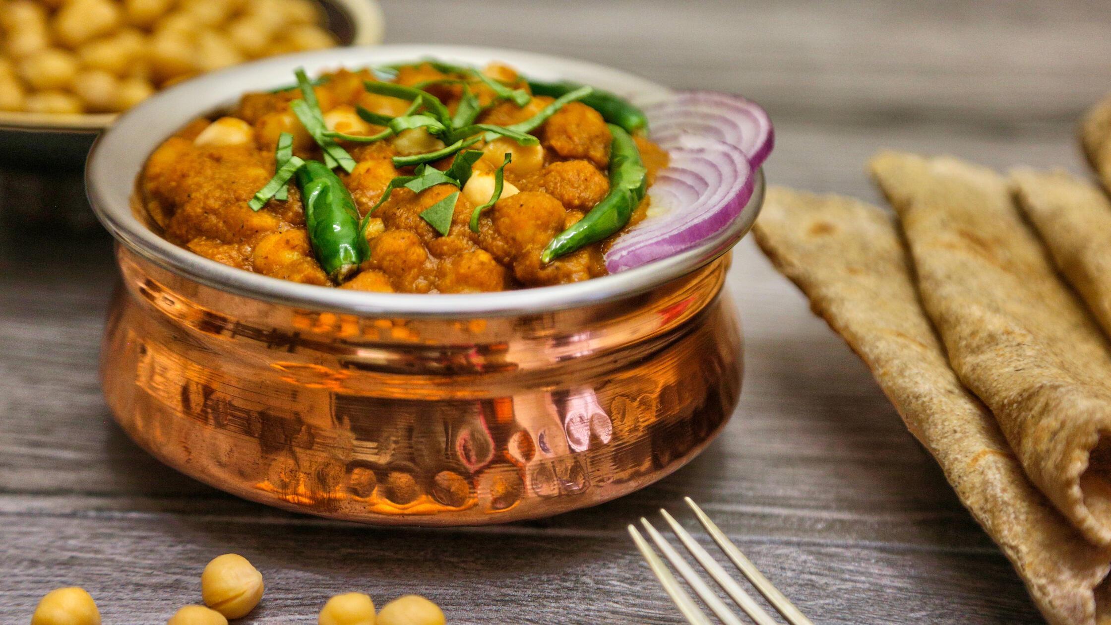Channa Masala (curried Chickpeas) Channa Masala (c