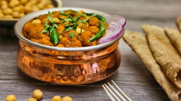 Channa Masala (curried Chickpeas) Channa Masala (c