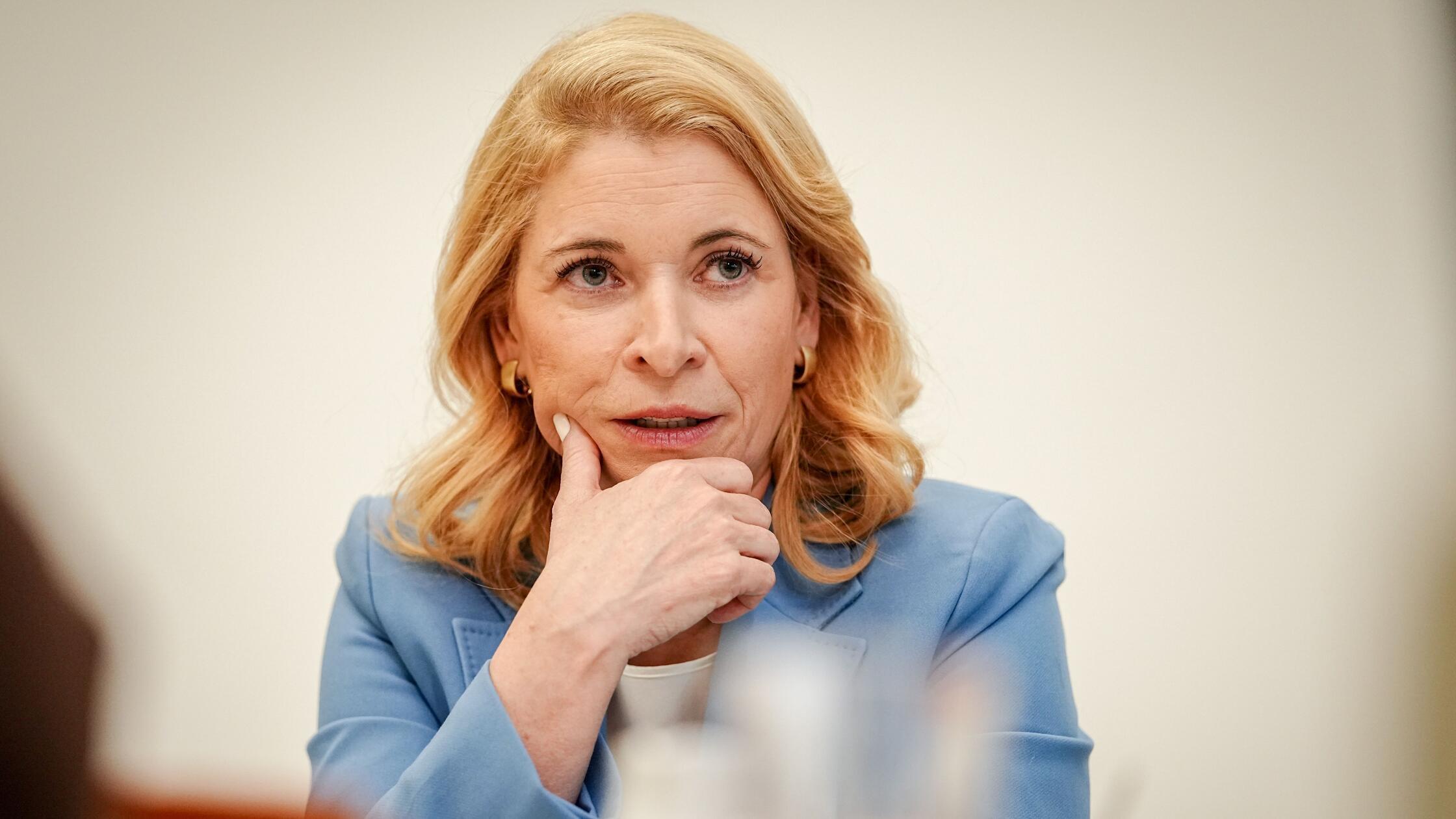 Evelyn Palla, Vorstandsvorsitzende der Deutschen B