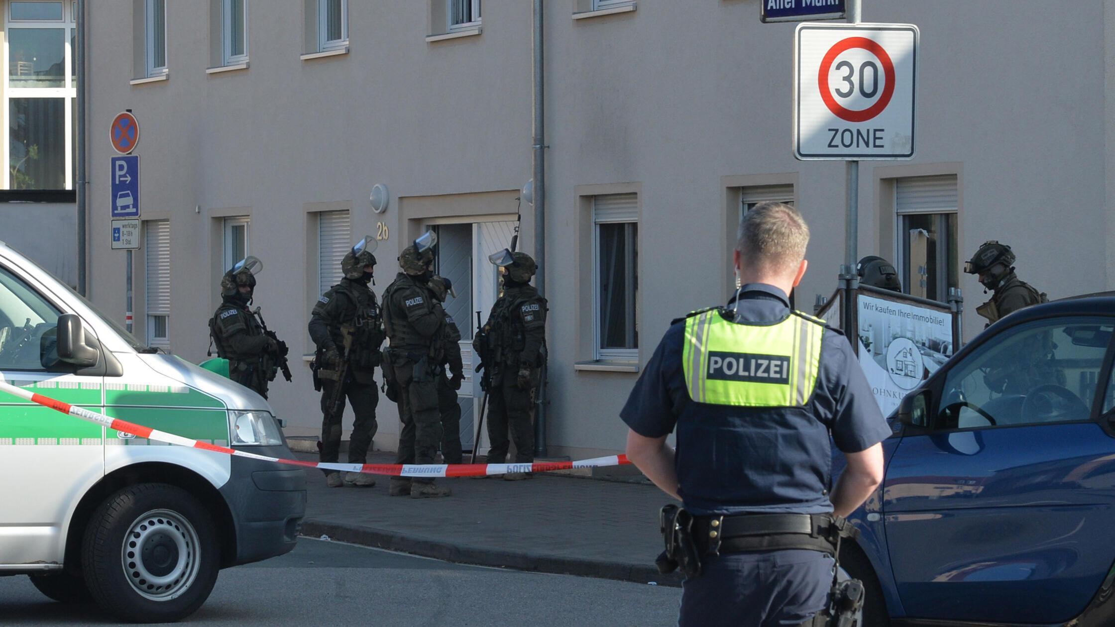 Die Polizei war mit starken Kräften im alten Ortsk