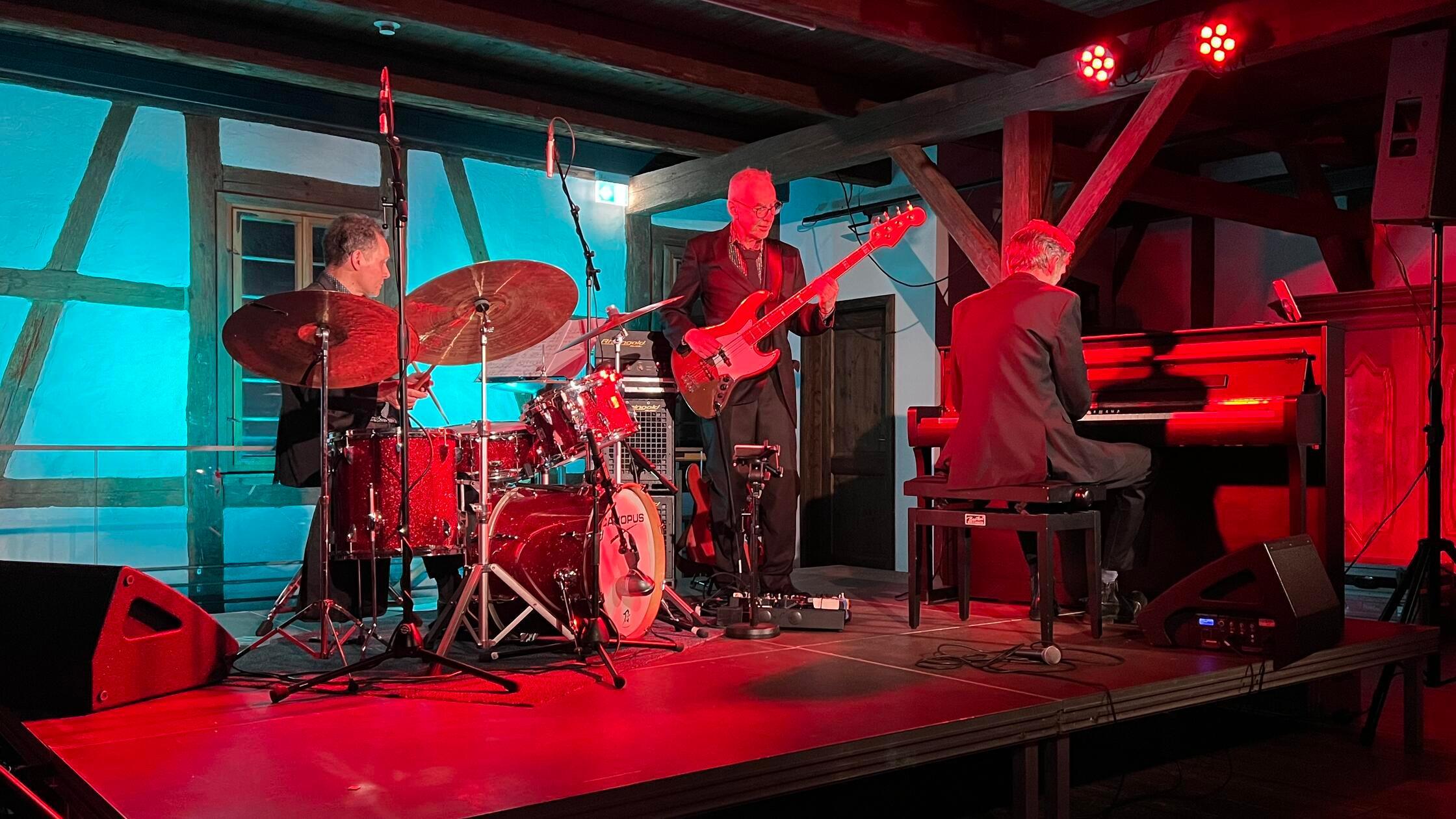 "Berlin 21" lies das Hirtenmuseum mit Jazz, Groove