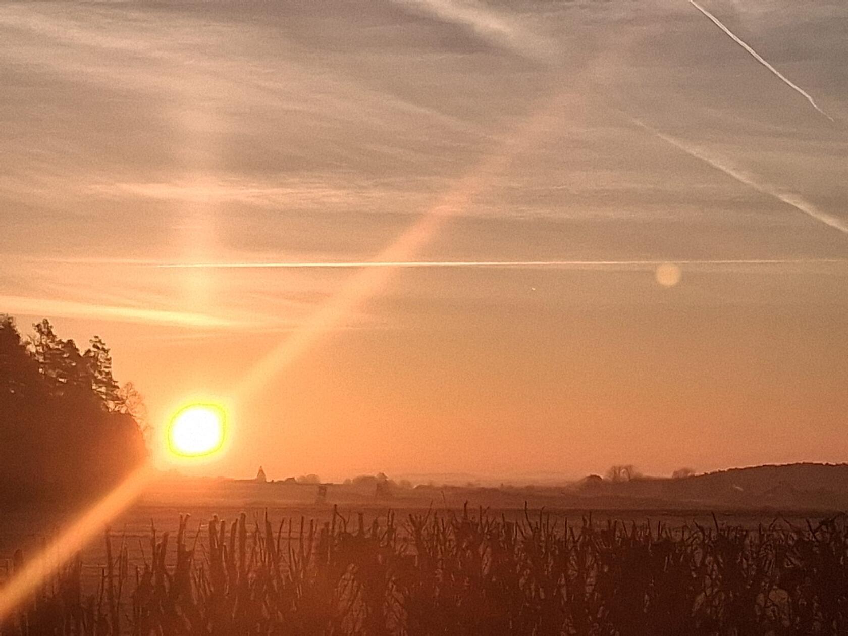 Sonnenaufgang in Obermainbach, gesehen von unserer Leserin.