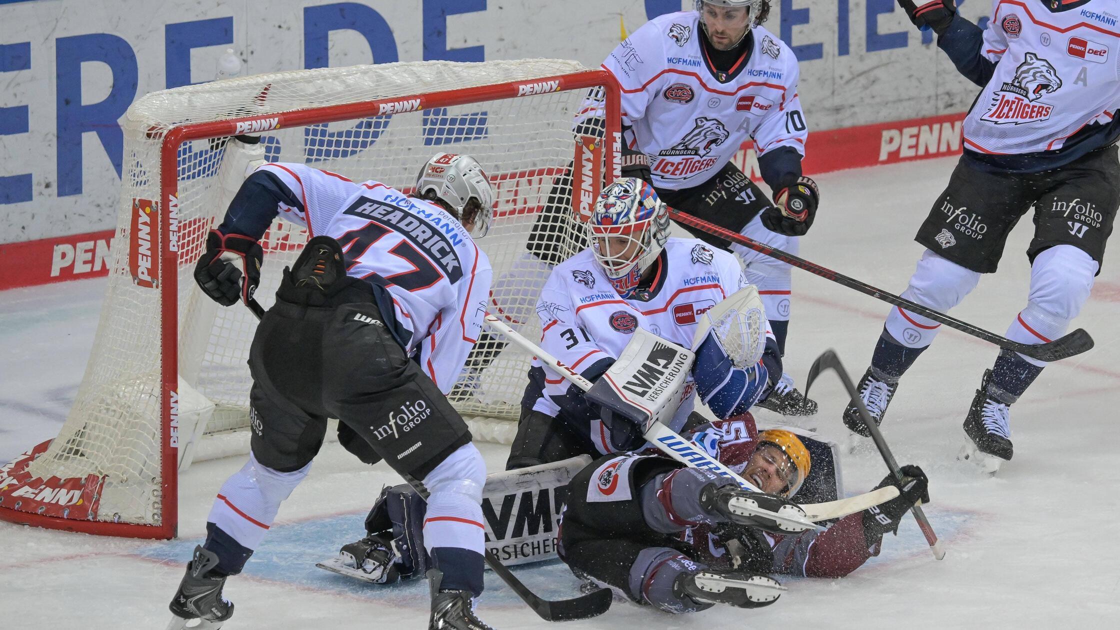 Fischtown Pinguins - Nuernberg Ice Tigers, Eishock