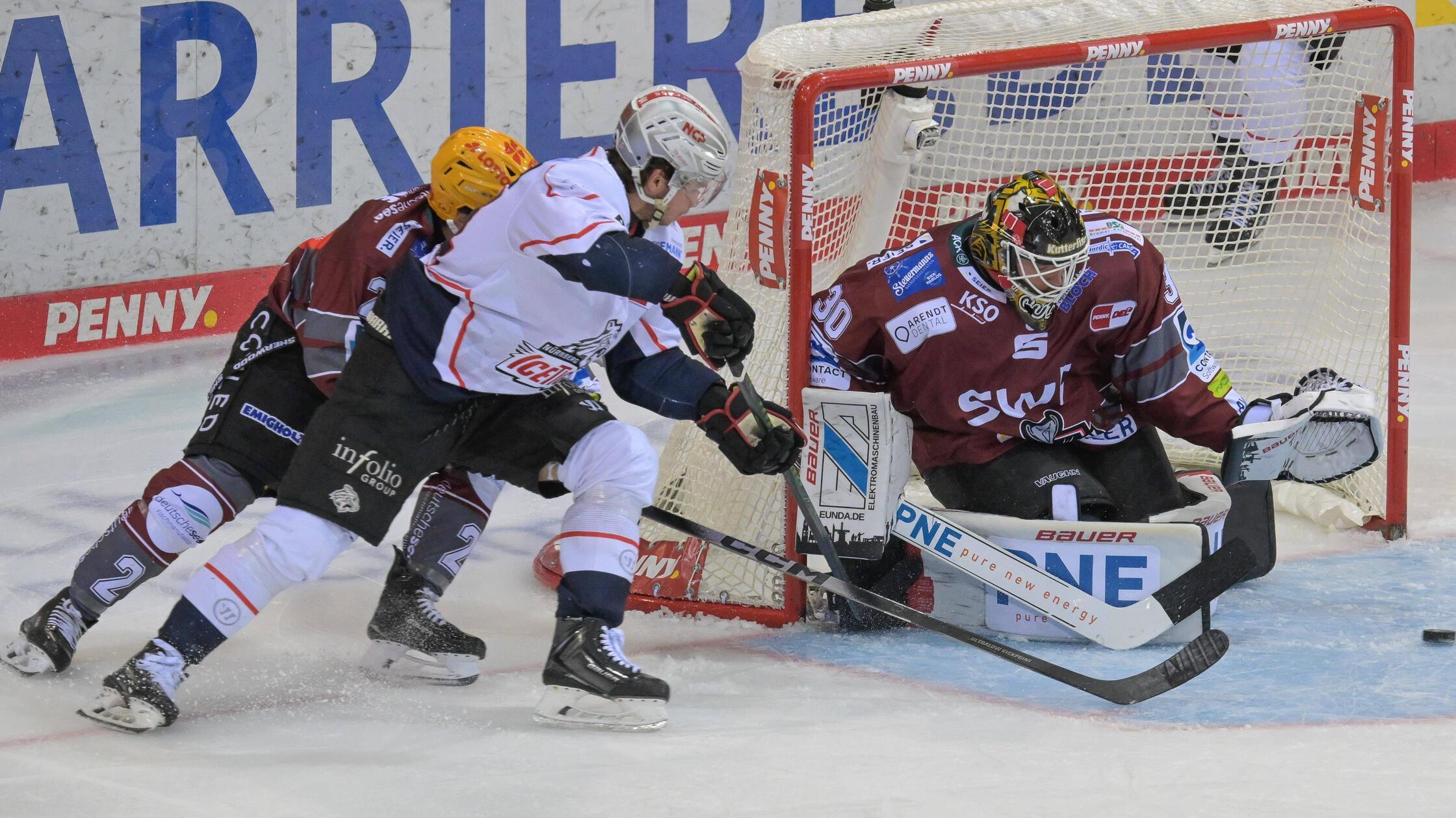 Fischtown Pinguins - Nuernberg Ice Tigers, Eishock