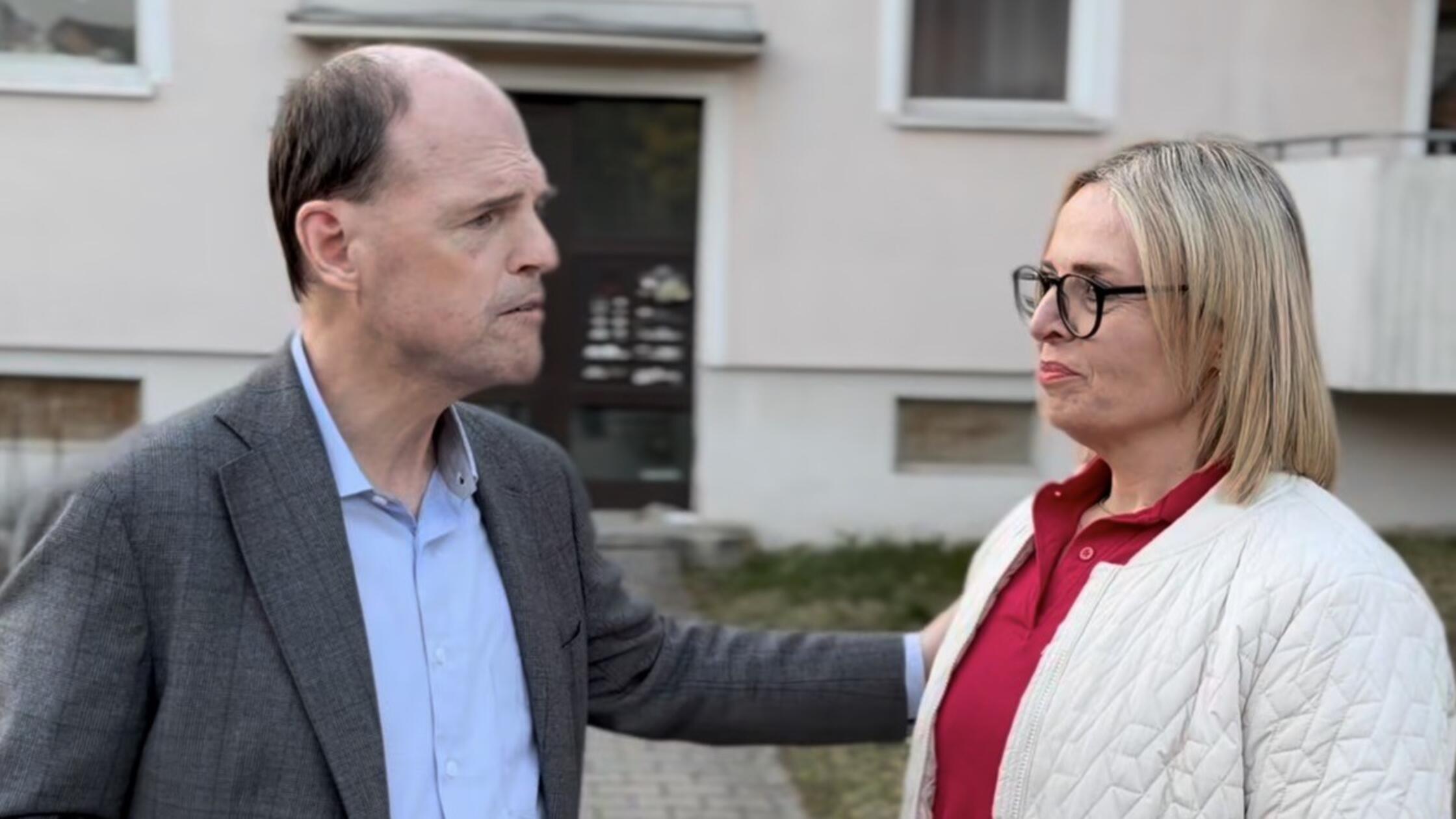 c9fa5b9c-8298-4c72-8408-712cb638bd3d