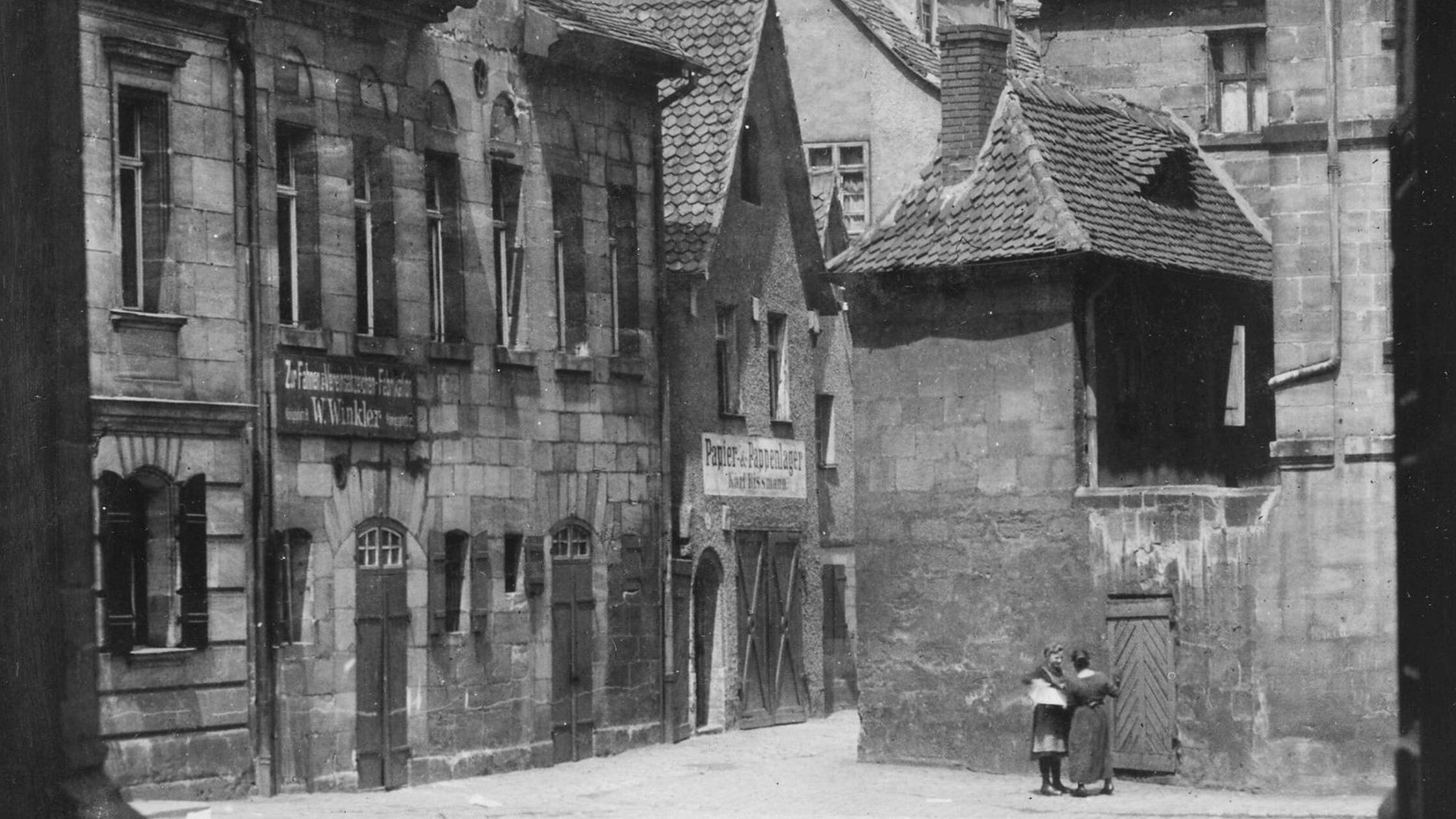 F-Alb 58-10 A Kreuzstraße ca 1910