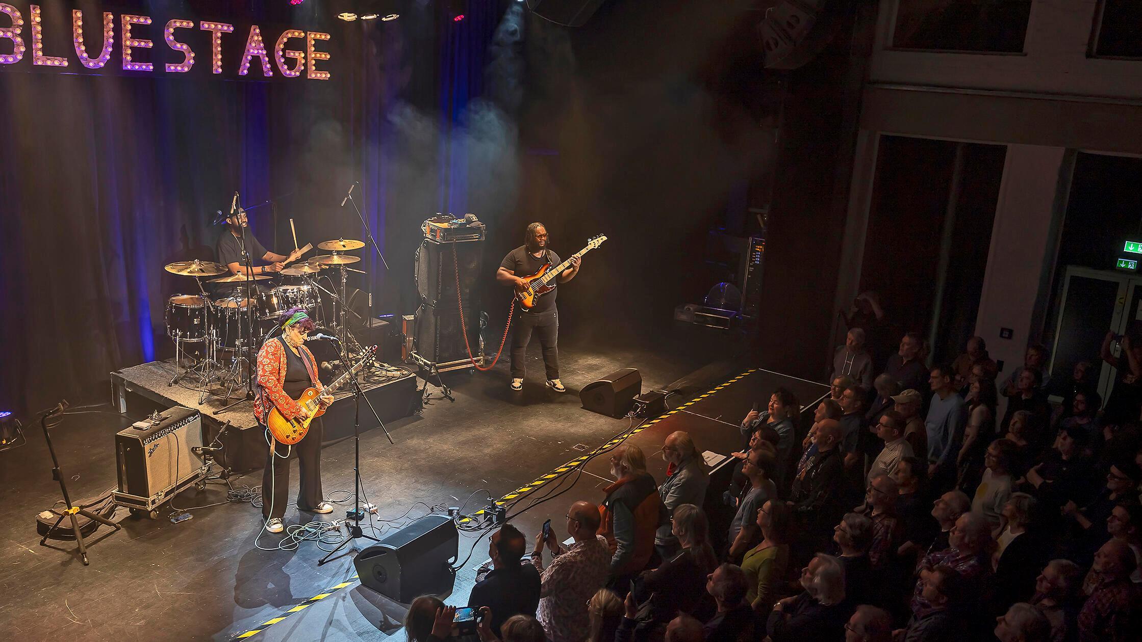 33. Rother Bluestage: Joanna Connor