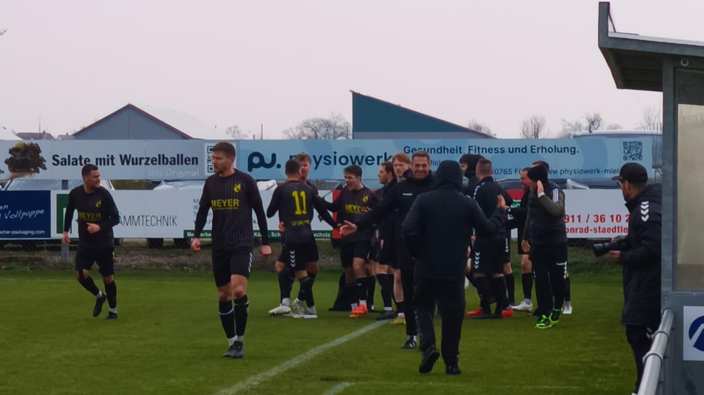 Jubel beim SV Lauterhofen: Nach dem späten Ausglei