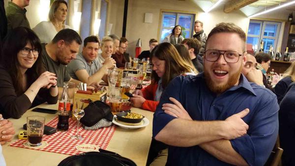 glücklicher Wahlsieger (1)