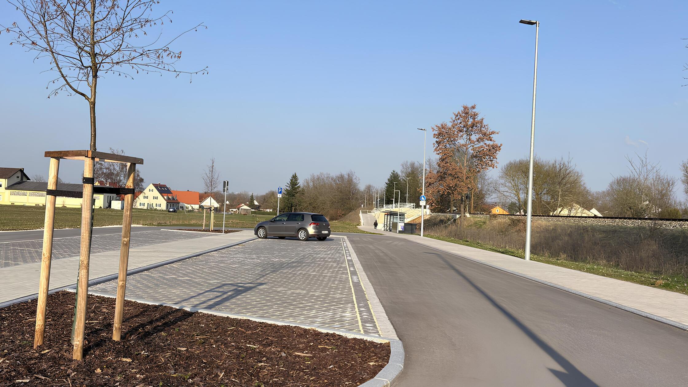 Unterwurmbach Zum Bahnhalt Parkplatz