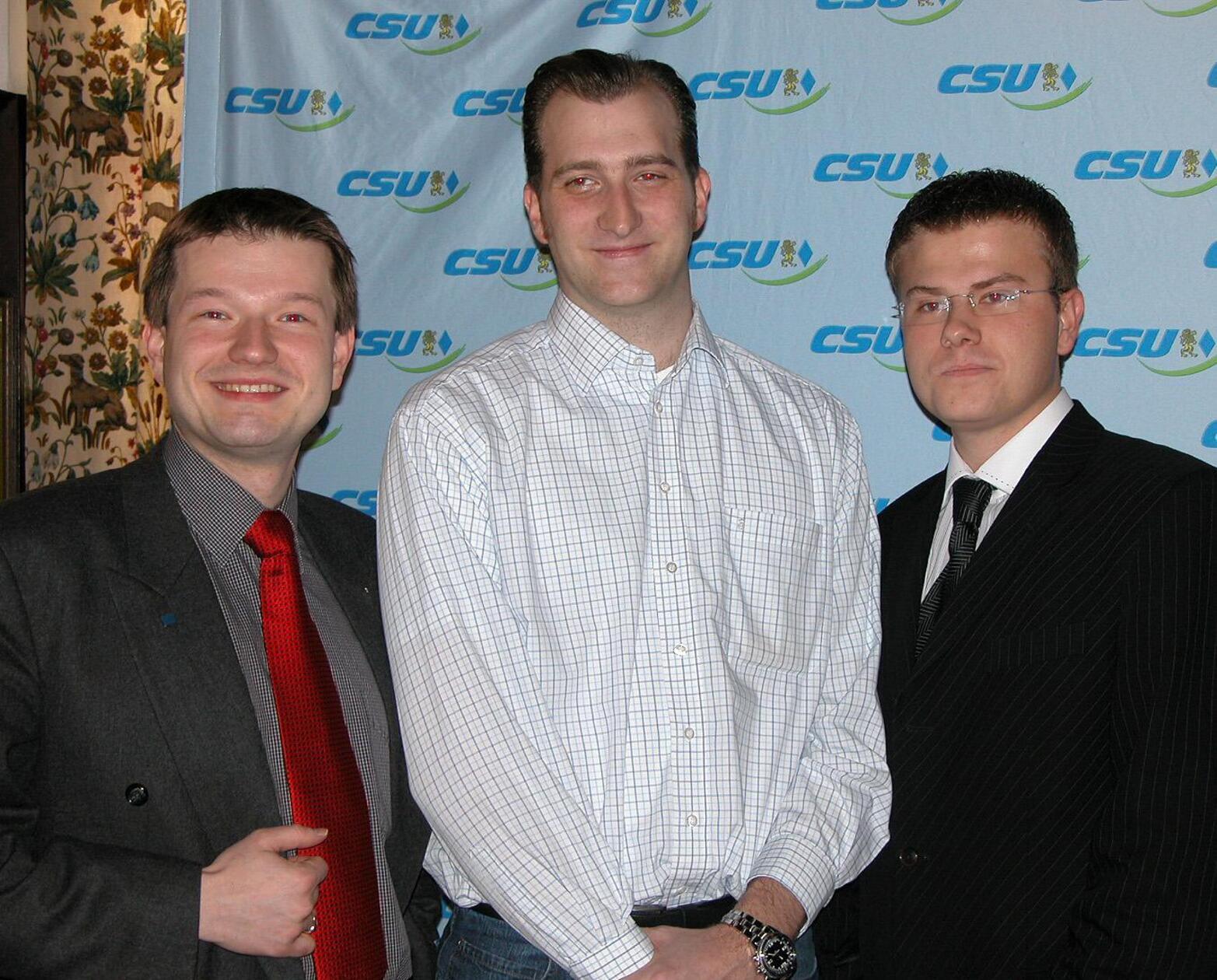 König mag Helmut Kohl (CDU) wegen dessen Zähigkeit; 1994 hat er sich auf dem Hauptmarkt ein Autogramm des ewigen Kanzlers geholt. Im selben Jahr trat König in die Junge Union ein, nachdem er sich zuvor auch die Jusos und Grünen angesehen hatte. 1998 folgte dann der Eintritt in die CSU.