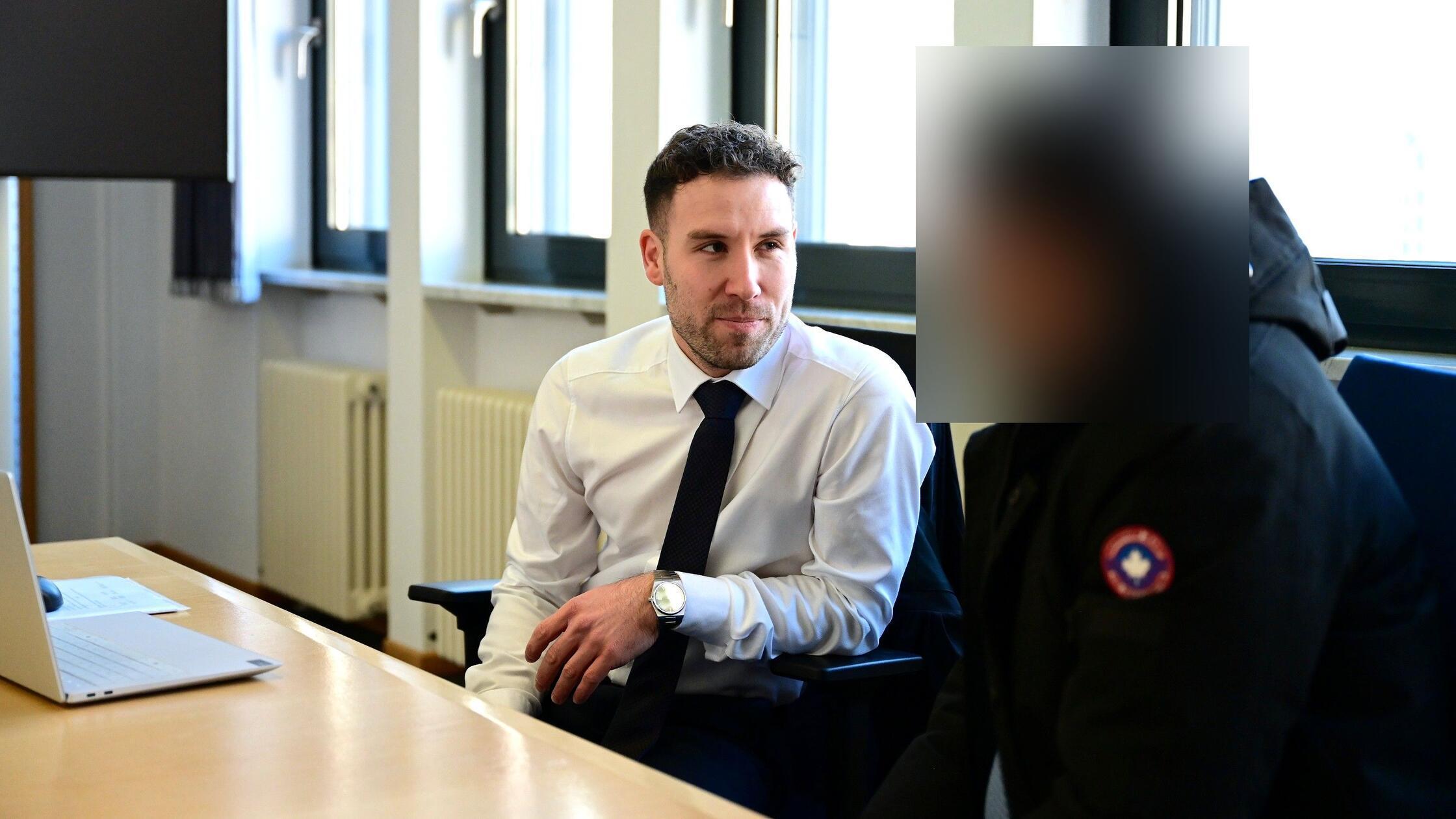 Rechtsanwalt Jonathan Eckert aus Bamberg und der A