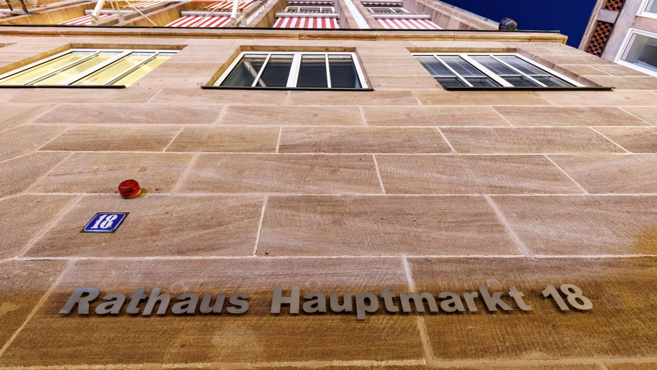 Das Neue Rathaus (M). (zu dpa: «Klage der AfD gege