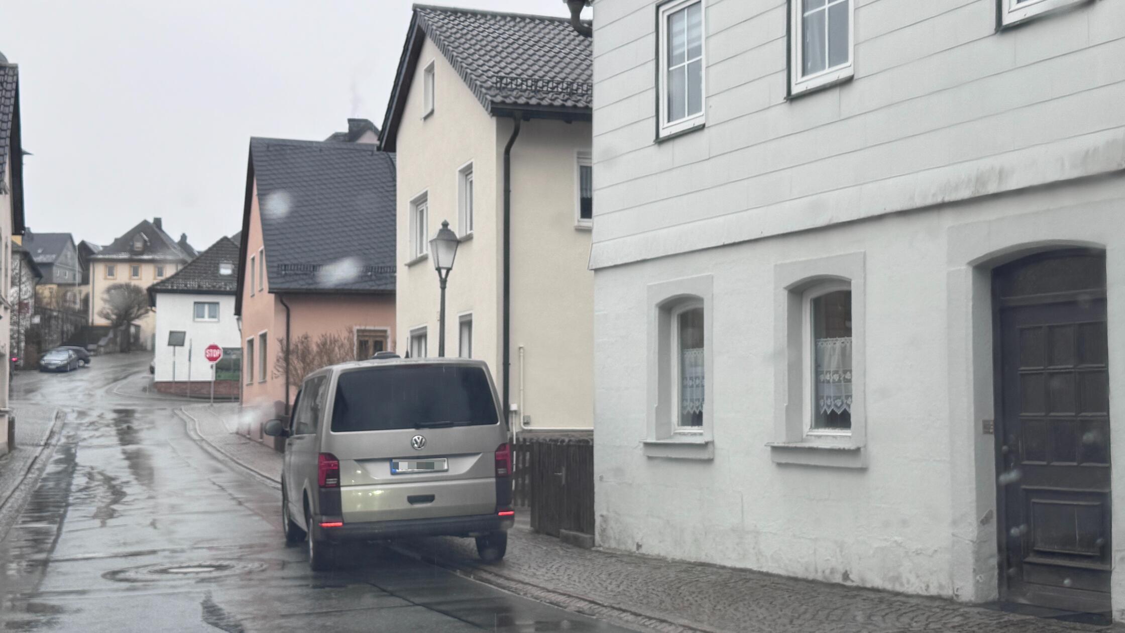 Nach Hinweisen auf ein schweres Rauschgiftdelikt h