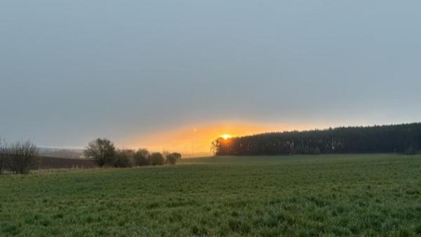 Sonnenaufgang in der Nähe von Mühlstetten.