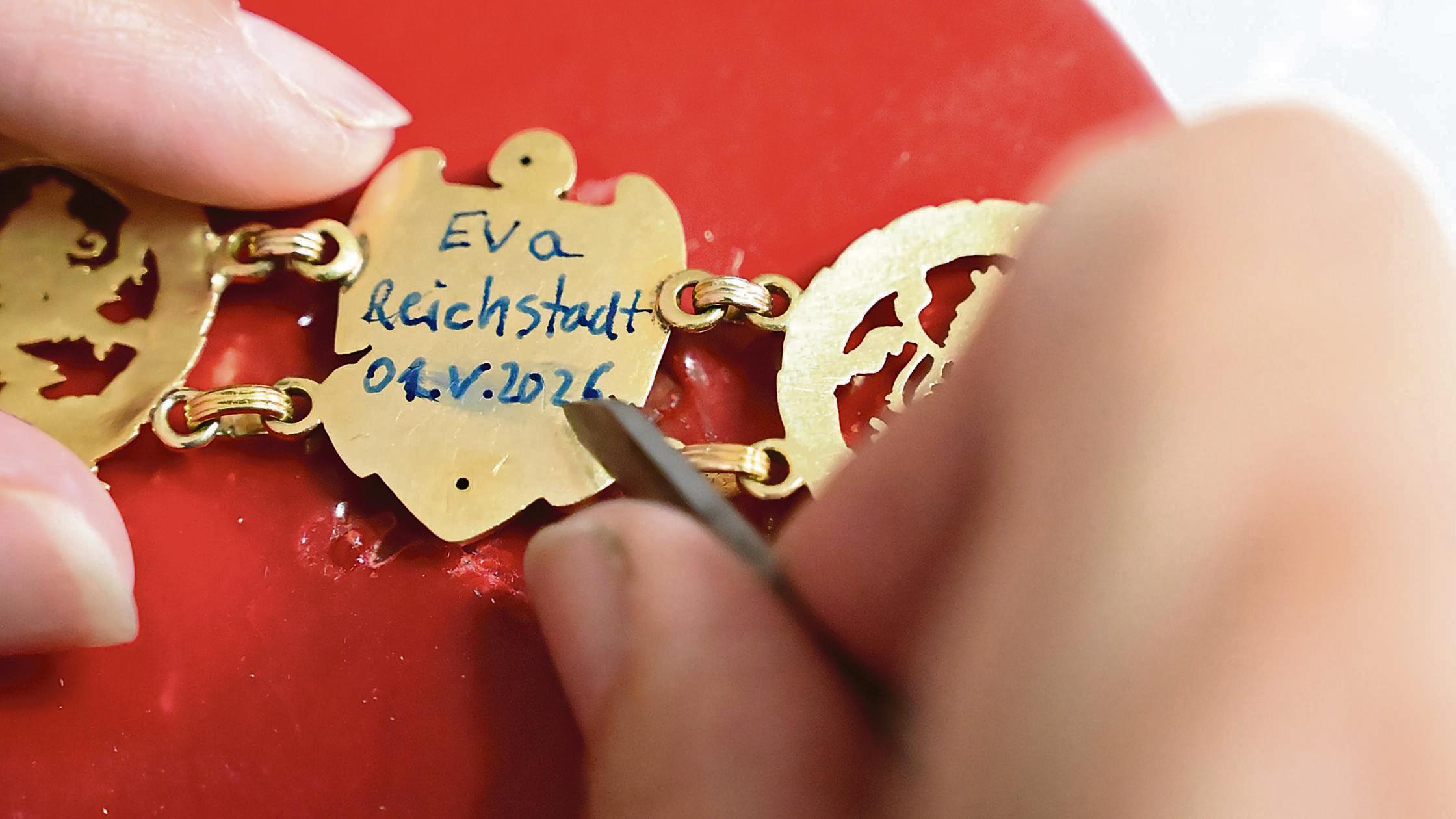 Amtskette-Reichstadt_cymk