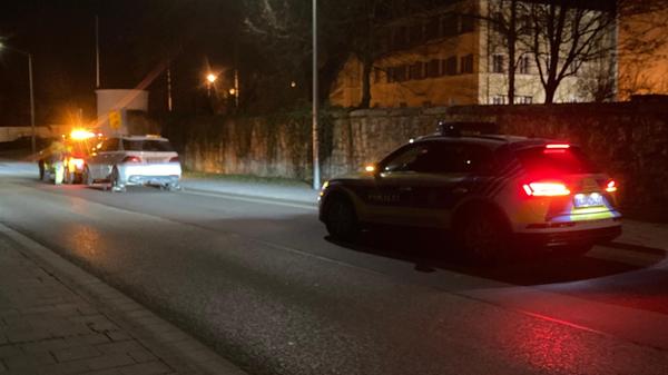 Verfolgungsjagd über A93 endet in Regensburg: