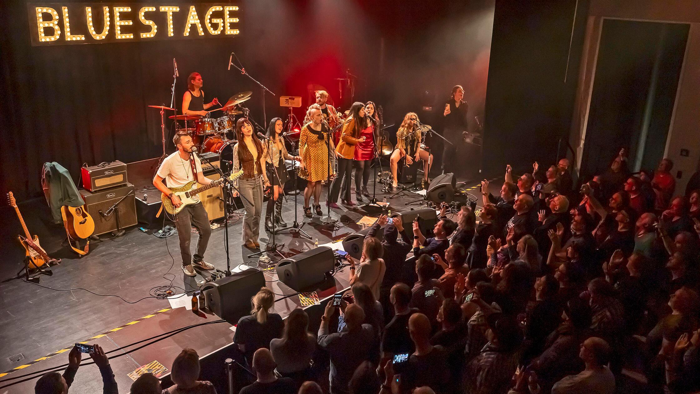 33. Rother Bluestage: Krissy Matthews and the Wome