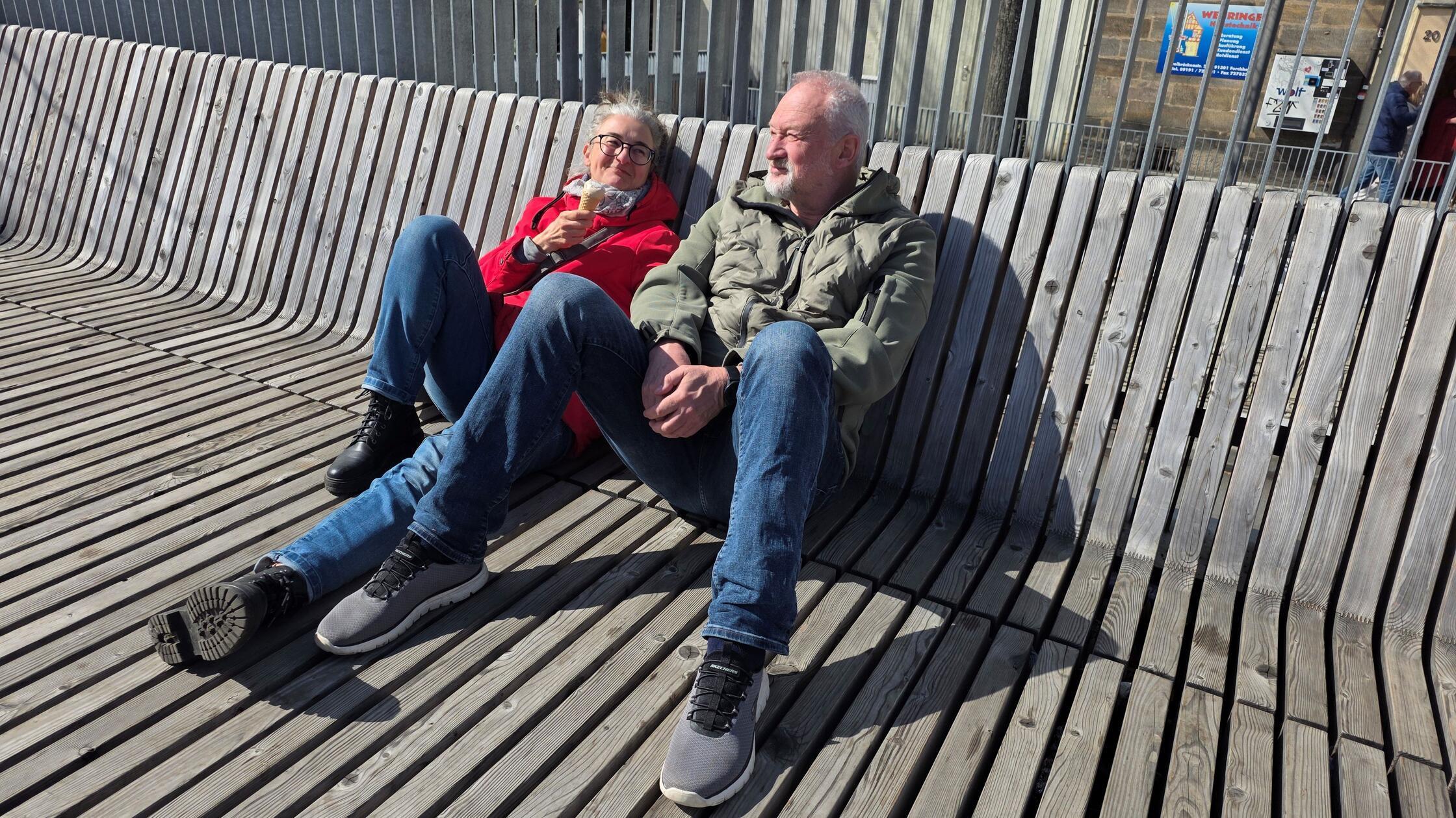 Am Paradeplatz lässt sich die Sonne genießen.