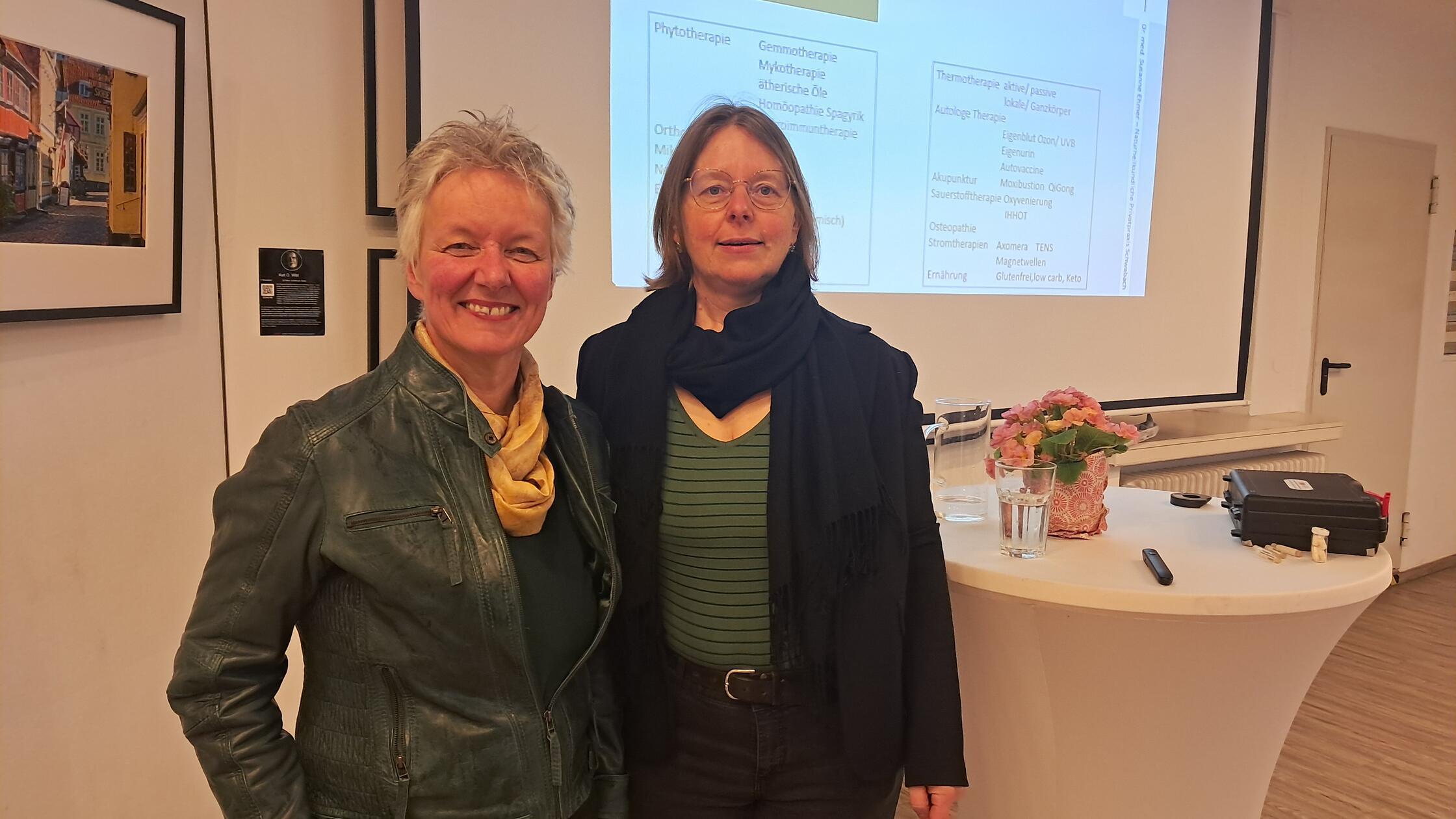 Dr. Susanne Ehmer (links), Allgemeinärztin mit nat