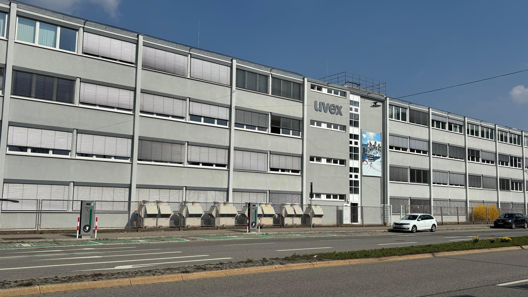 Uvex_Firmensitz_02