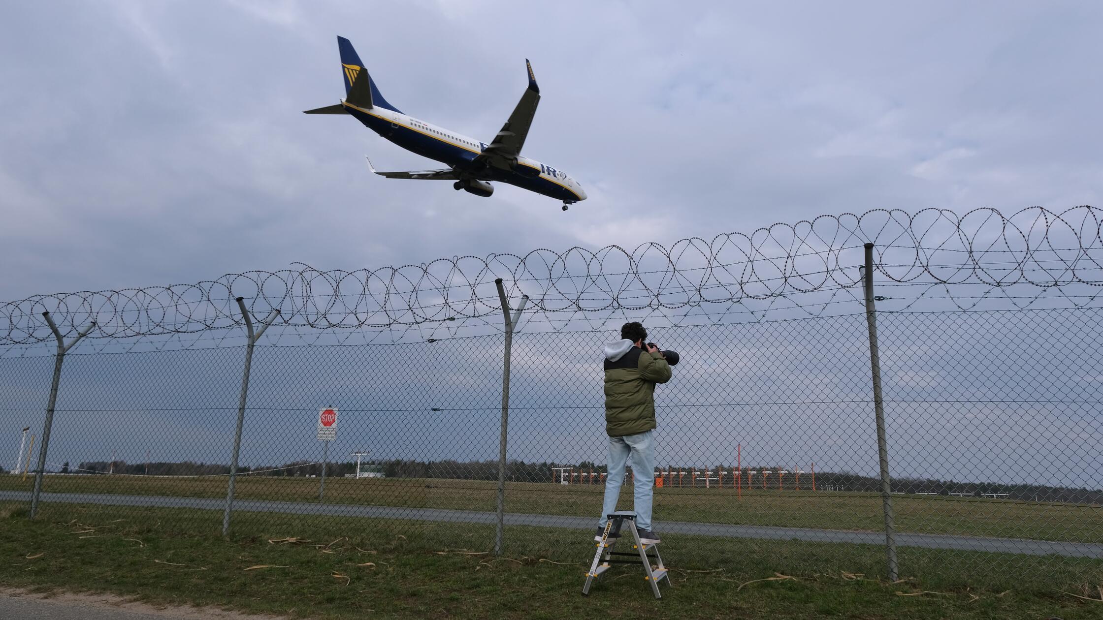 20260320_nb_luca tischner_ink002