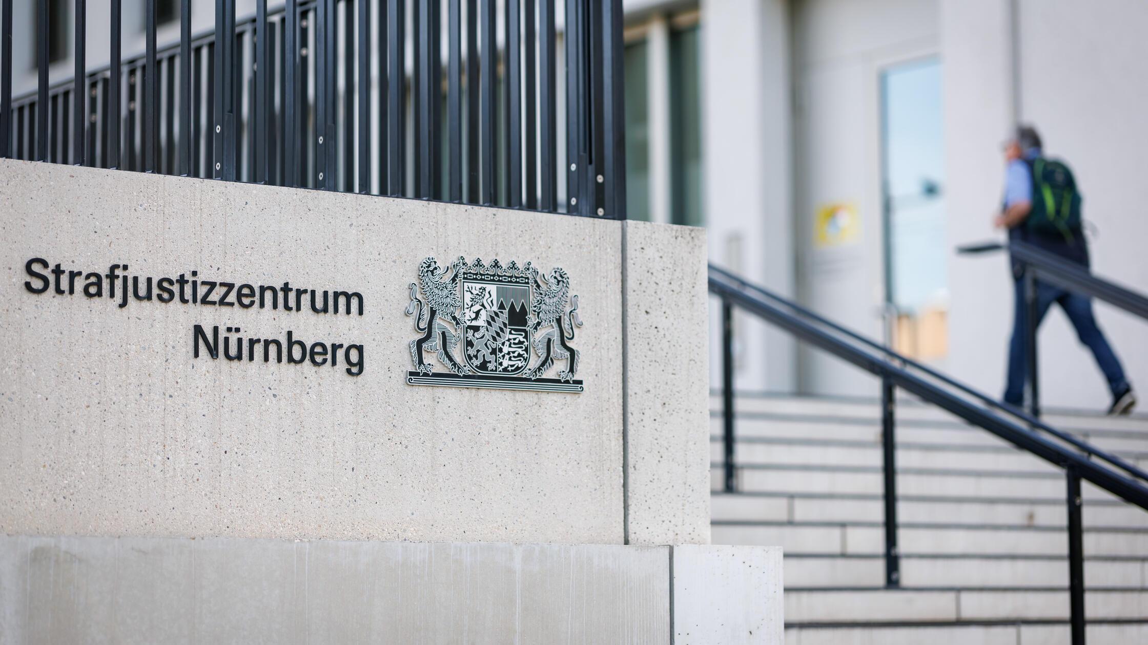 28.04.2025, Bayern, Nürnberg: "Strafjustizzentrum 