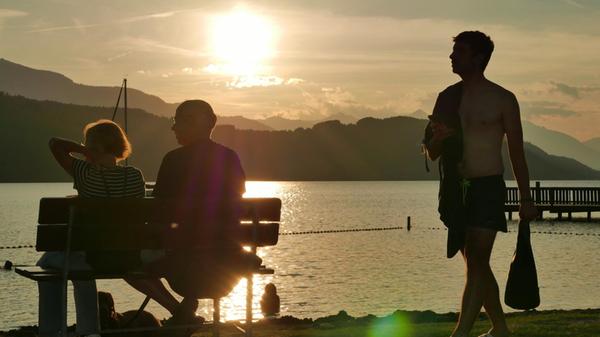 Abendstimmung im Strandbad Sittlinger am Millstätter See.