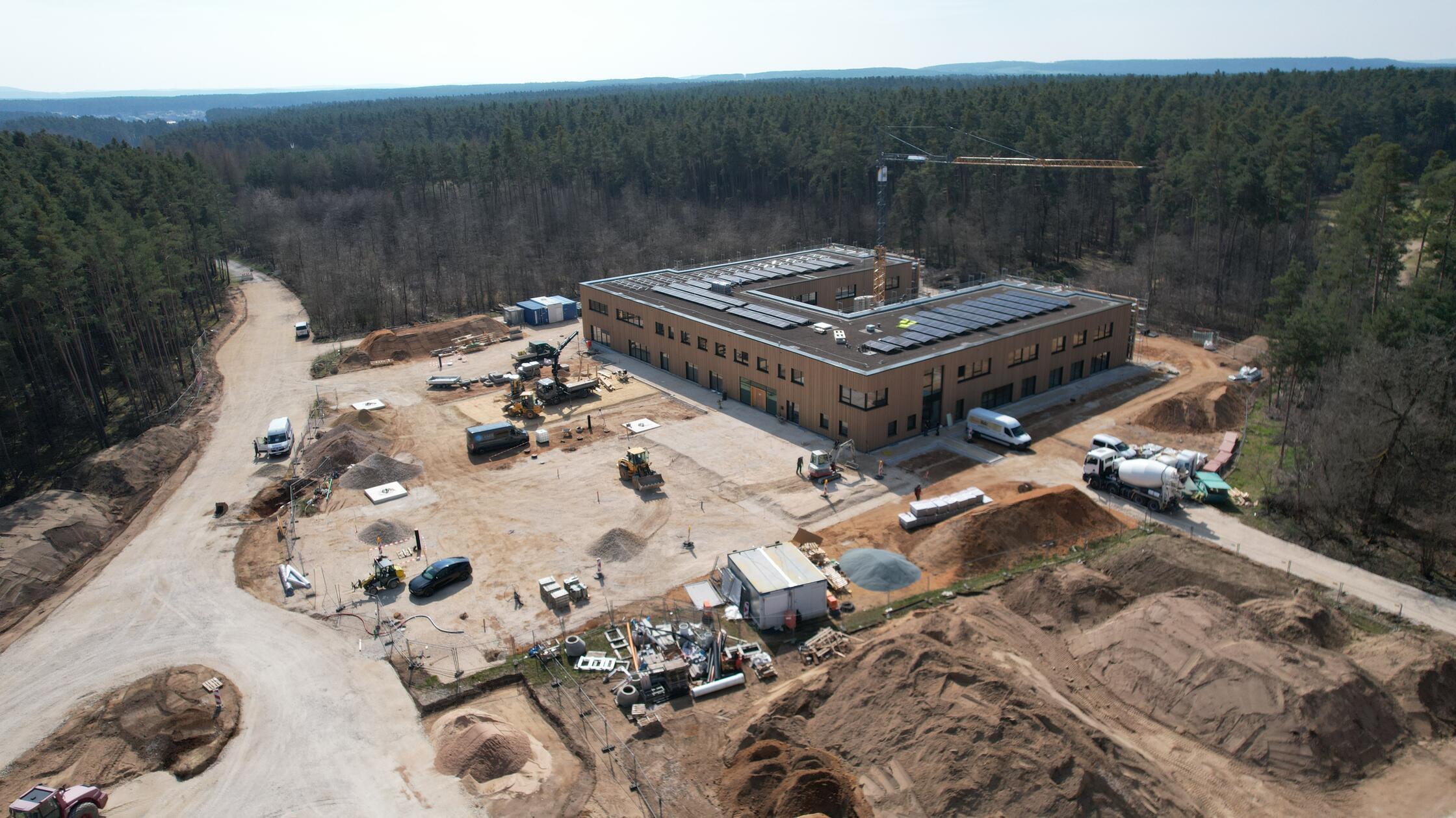 Die Baustelle aus Drohnenperspektive in südlicher 