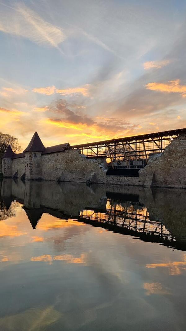 Abendstimmung über dem Weissenburger Seeweiher.