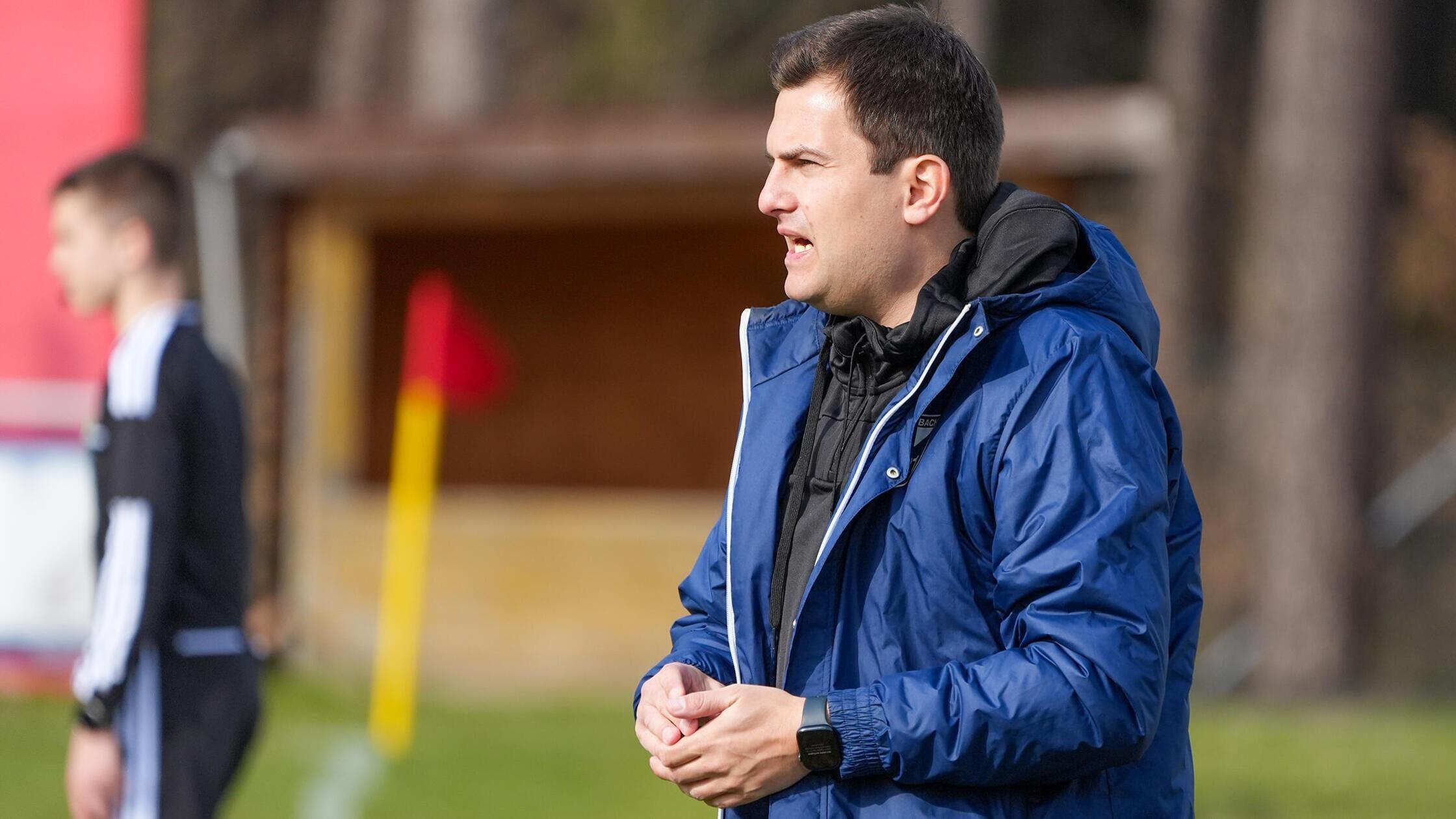 KL_West_TSG_08_Roth__TV_21_Buechenbach_Trainer_B