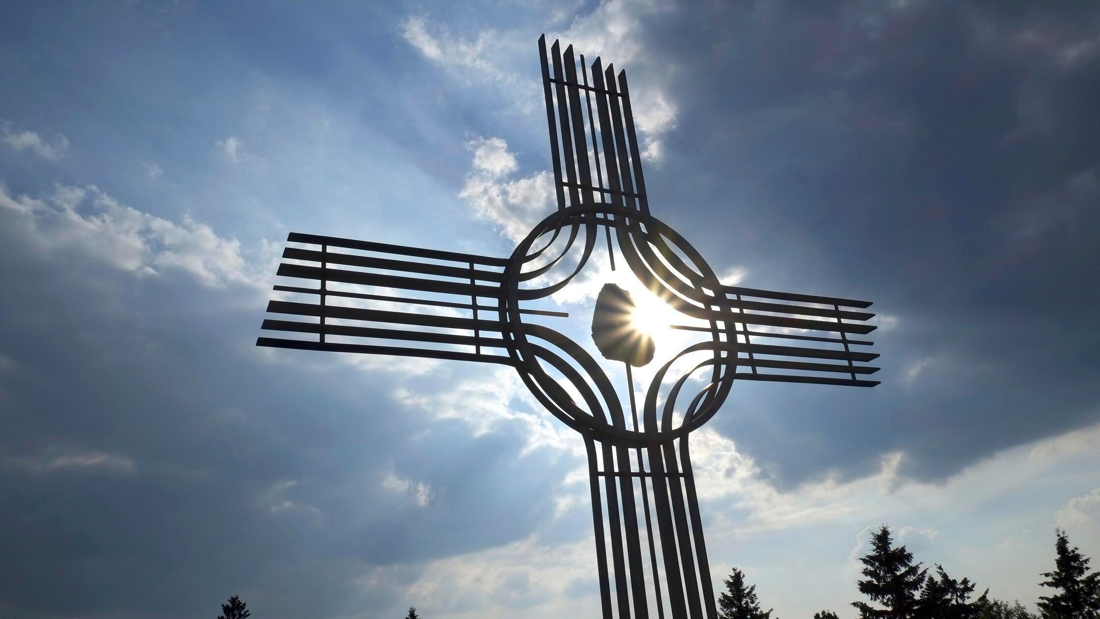 Kreuz auf dem Feldberg im Taunus (Hessen) am 16.07