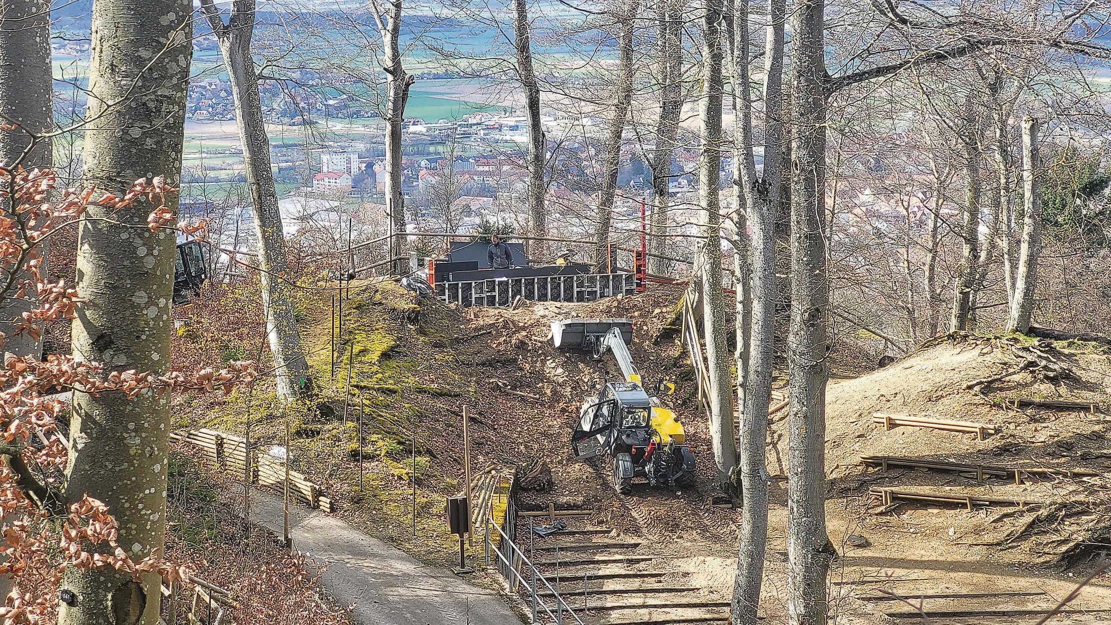 wt-bergwaldtheater-sanierung-beleuchterbrücke
