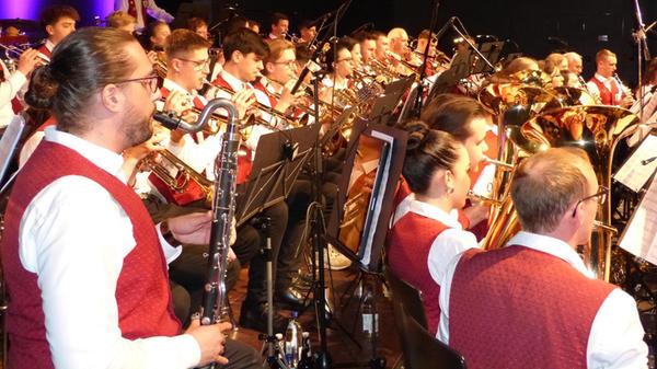 Das Jugendblasorchester wird den hohen Anforderung