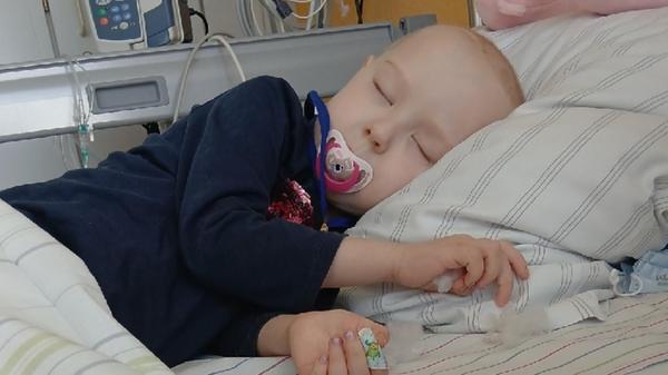 Eliana hat Leukämie