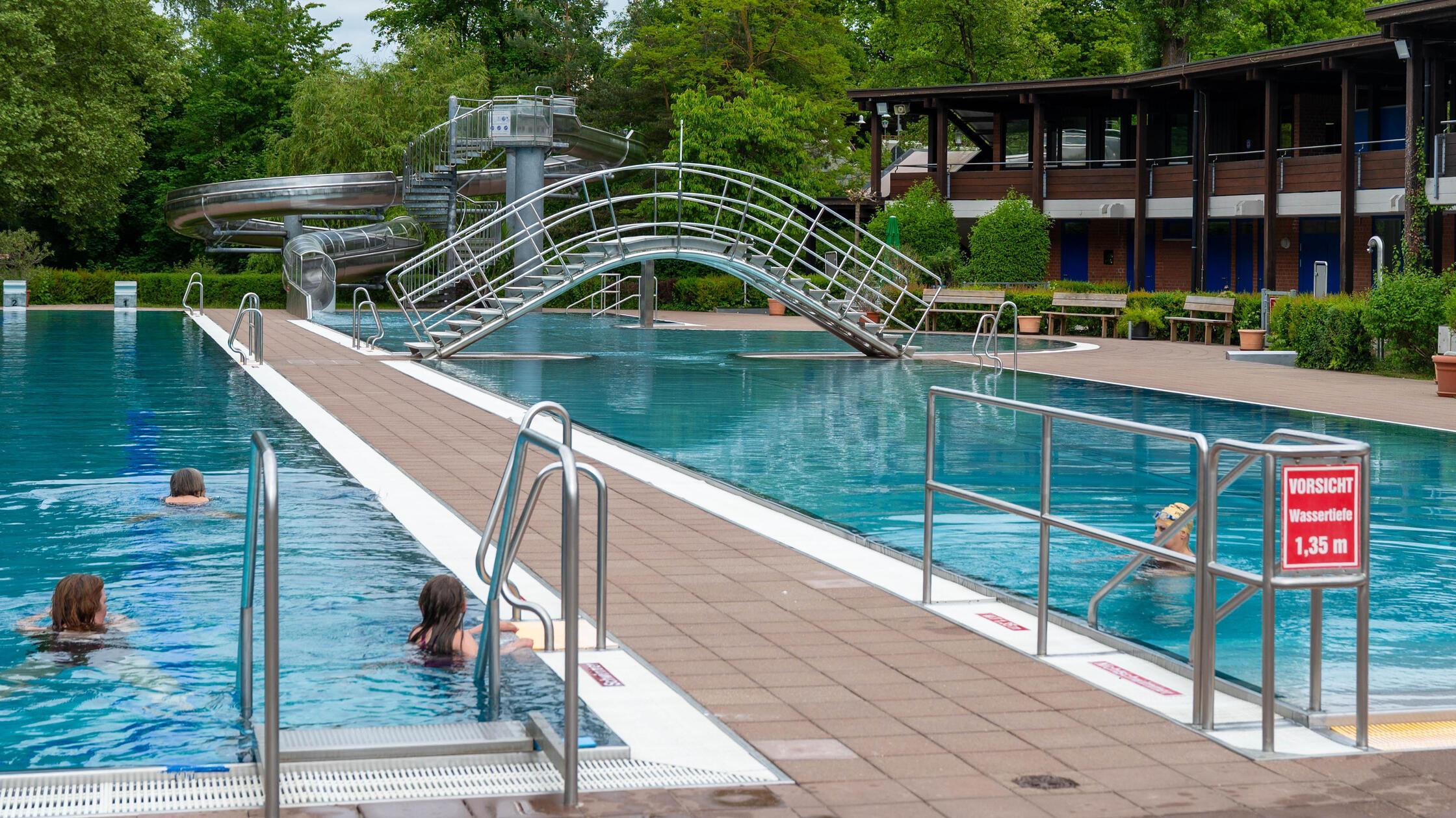 Bei eher kühlen (Außen-)Temperaturen eröffnete am 