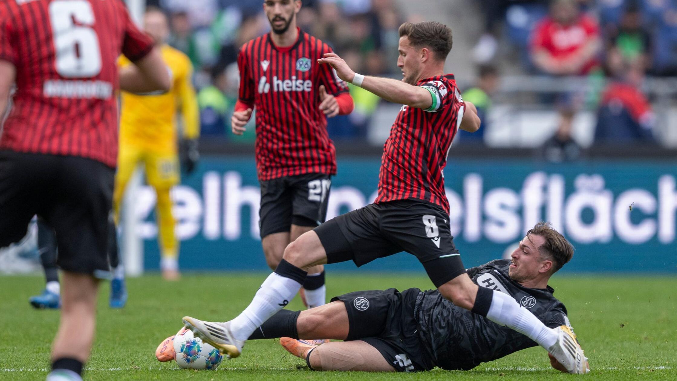 Fußball, Männer: 2. Bundesliga, Hannover 96 - SV E
