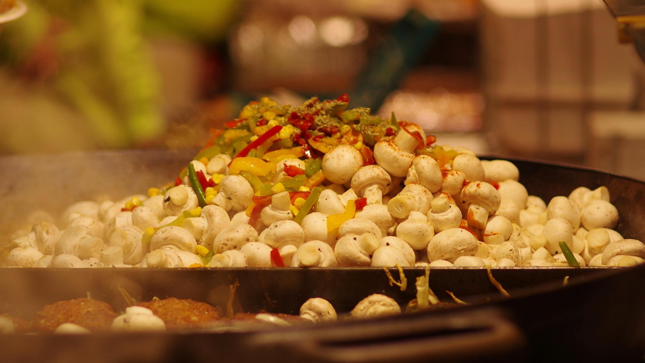 champignons,pilzgericht,pilzpfanne