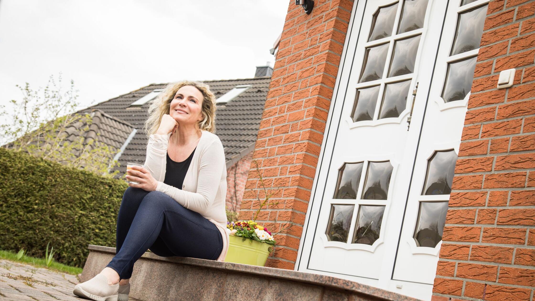 urn:newsml:dpa.com:20090101:220620-911-012242