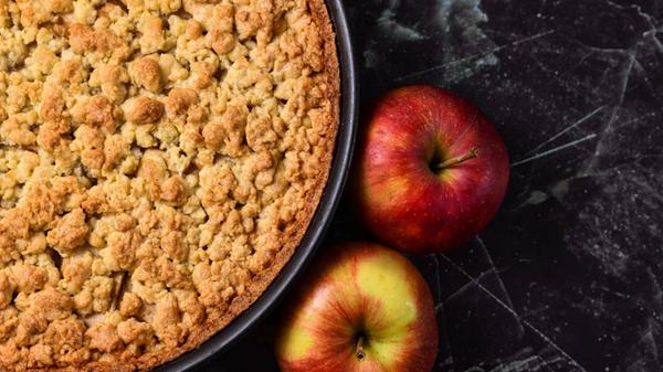 IMAGO Creative, Herbst, Food, Apfelkuchen Europäis
