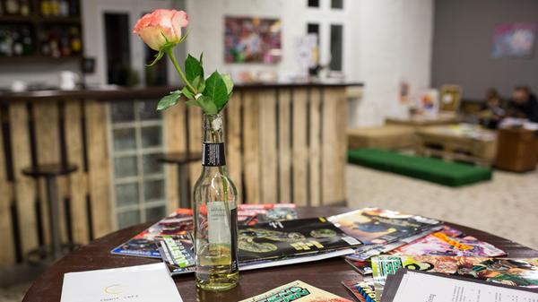 Das Comic Café im Seminarraum 1 des Z-Bau öffnet am Sonntag wieder seine Pforten. Ab 14 Uhr liegen hier etwa 600 Comics - vom Mainstream bis zur Rarität - aus. Dazu gibt's Kaffee und Kuchen.