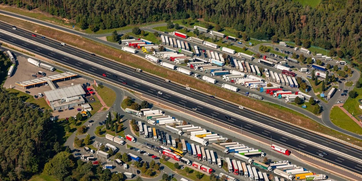 Drunk driving: Woman hurls far across highway after accident near ...