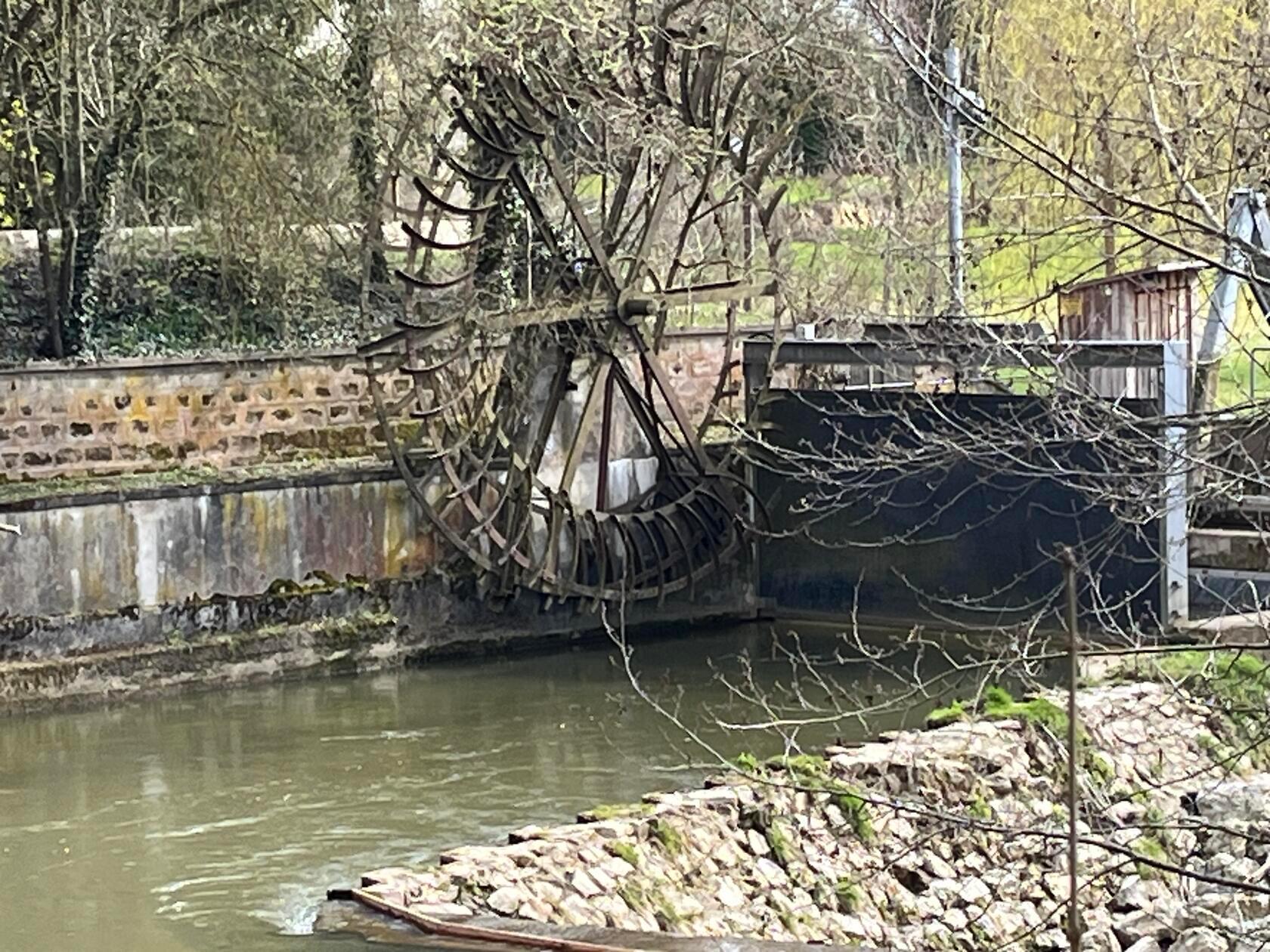 Wasserrad an der Schwarzach.