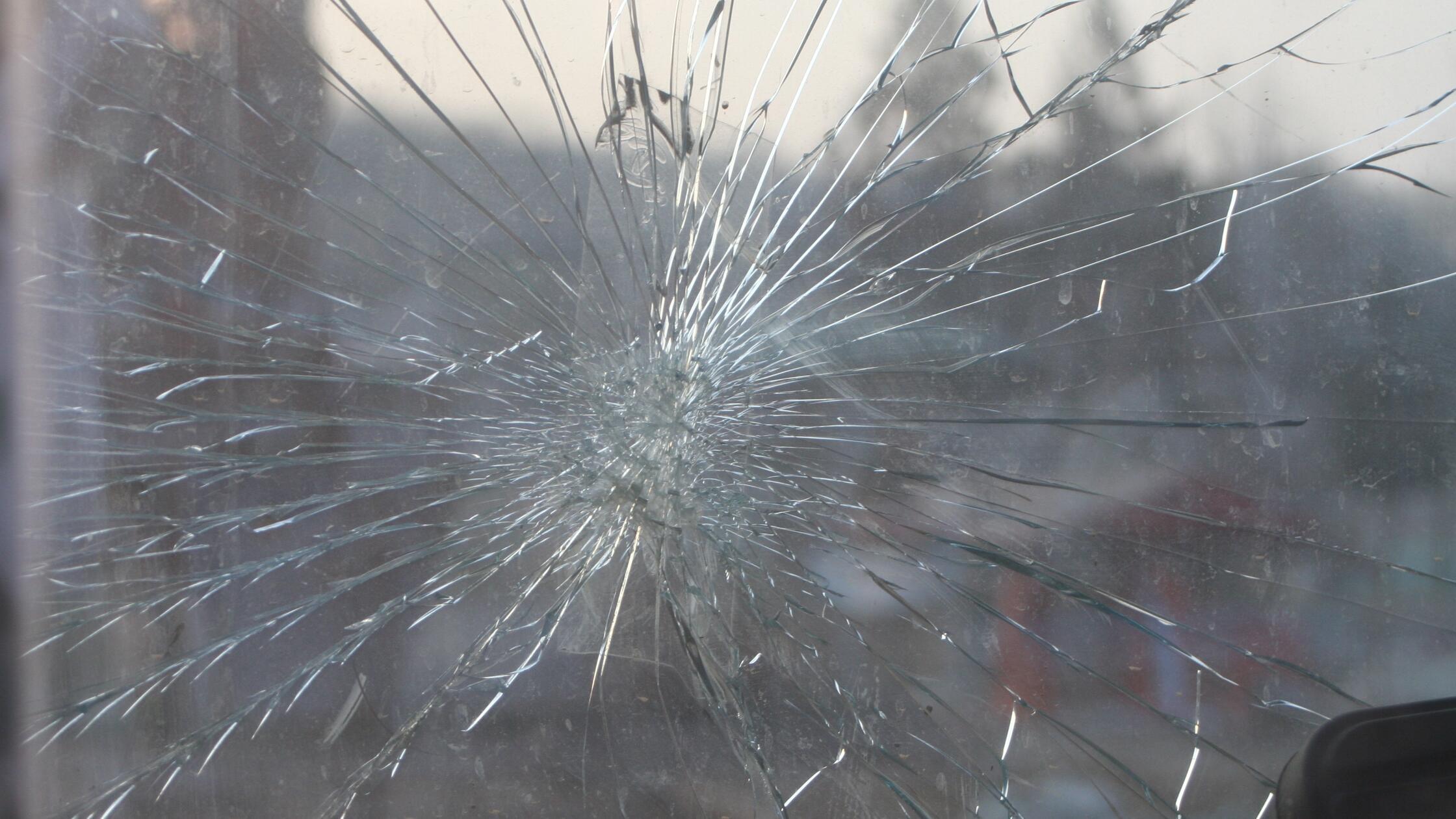 Parking frustration: Windshield damaged in Treuchtlingen