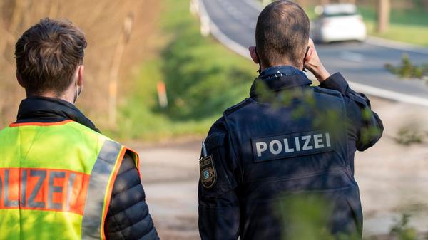 News Bilder des Tages Kist, Kreisstrasse, 21.04.20